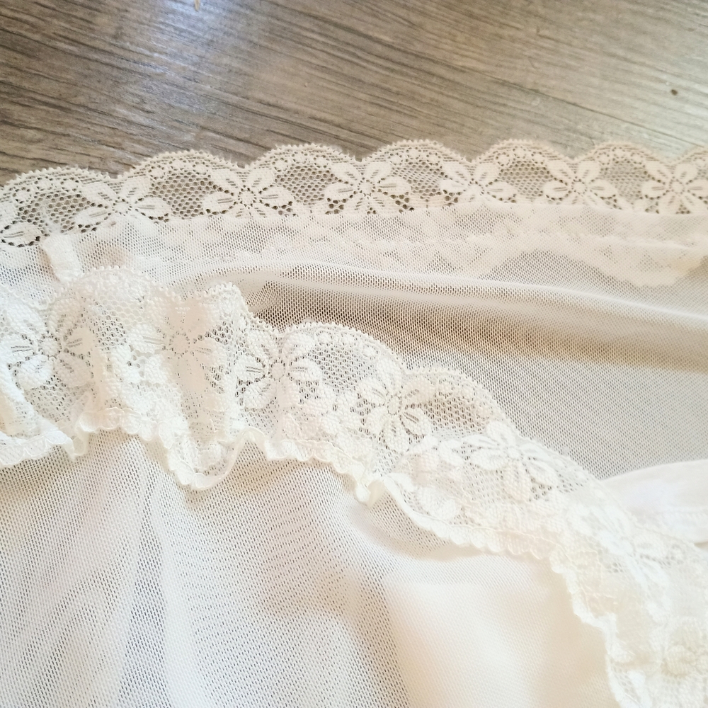 Like new, vintage style, white, double layer nightie, womens intimates, fairy - Picture 5 of 16
